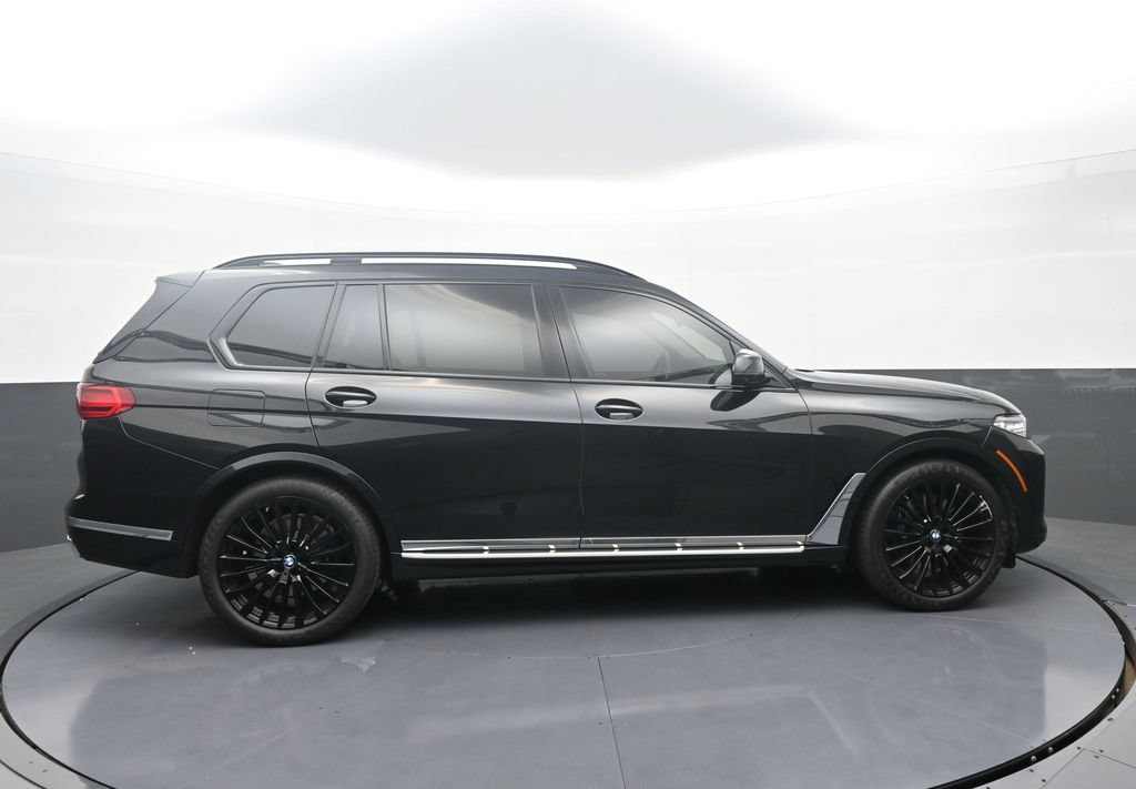 Used 2022 BMW X7 xDrive40i w/ Executive Package AWD/4WD image 8