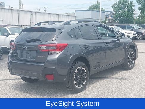 Used 2021 Subaru Crosstrek 2.0i Premium w/ Moonroof Package AWD/4WD image 7