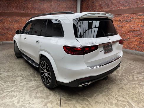 New 2026 Mercedes-Benz GLS 450 4MATIC image 2
