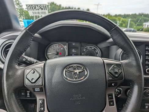 Used 2020 Toyota Tacoma TRD Pro AWD/4WD image 27