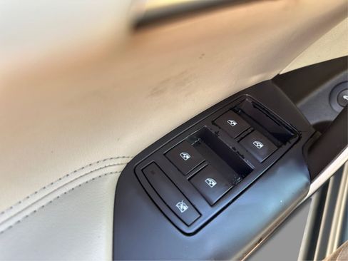 Used 2017 Buick Regal AWD image 39