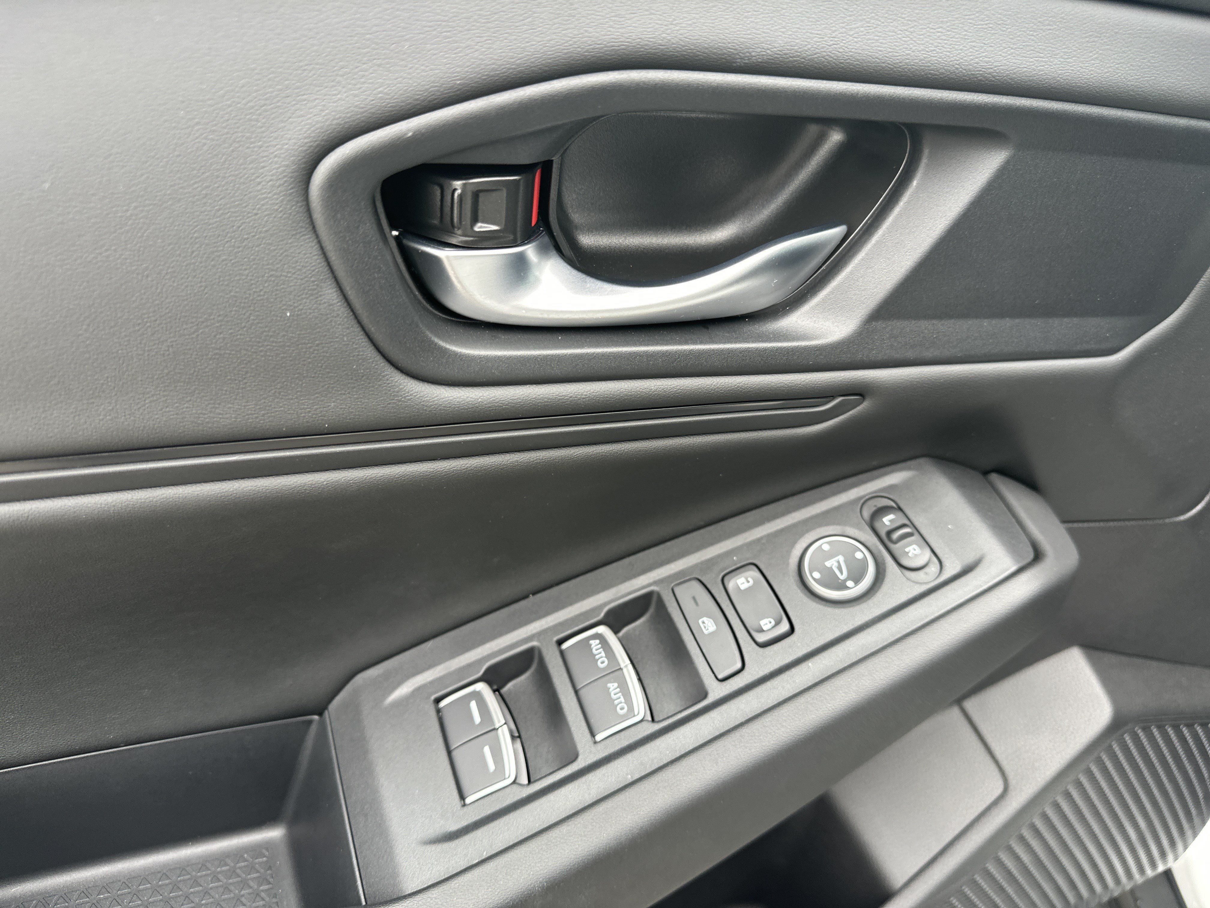 Certified 2025 Honda Accord SE image 13