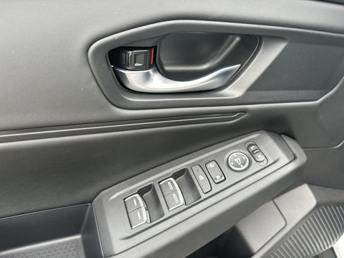 Certified 2025 Honda Accord SE image 13