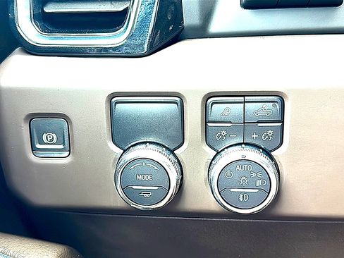 Used 2024 GMC Sierra 1500 Denali w/ Denali Reserve Package RWD image 29