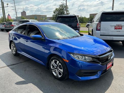 Used 2017 Honda Civic LX image 3