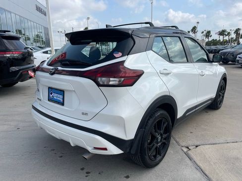 Certified 2023 Nissan Kicks SR w/ Exterior Package image 3
