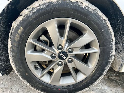 Used 2018 Kia Optima LX image 10