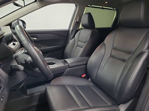 Used 2025 Nissan Rogue SL w/ SL Premium Package FWD image 22