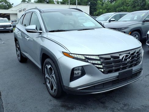 Certified 2024 Hyundai Tucson Limited AWD/4WD image 3