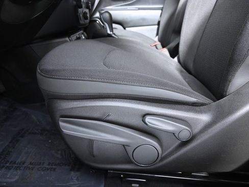 Used 2020 Jeep Renegade Altitude image 21