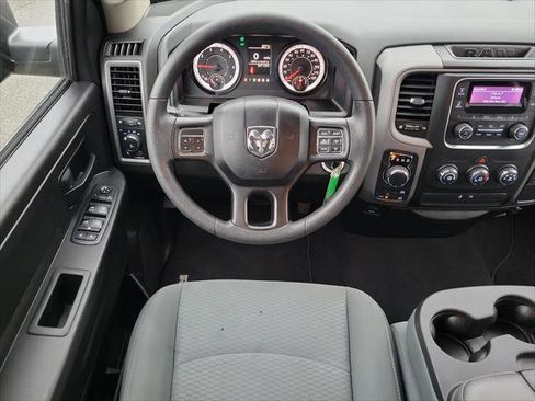 Used 2019 RAM 1500 Express image 11