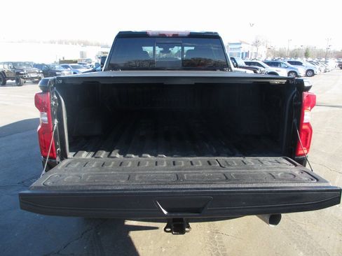 Used 2020 Chevrolet Silverado 3500 High Country w/ Z71 Off-Road Package image 7