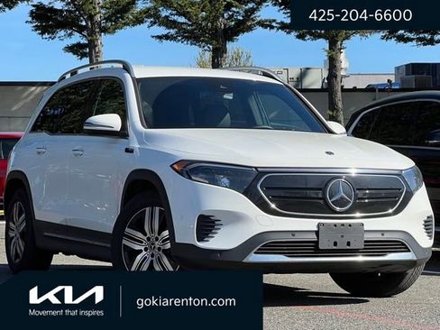 Used 2022 Mercedes-Benz EQB 300 4MATIC image 1