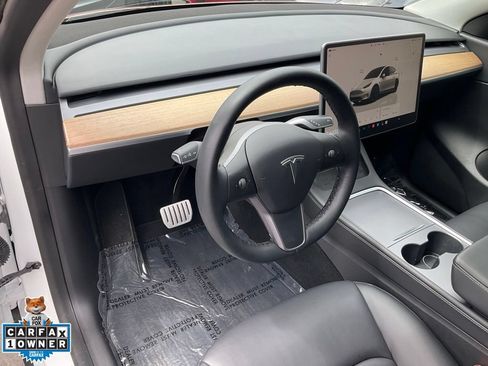 Used 2022 Tesla Model Y Performance AWD/4WD image 14