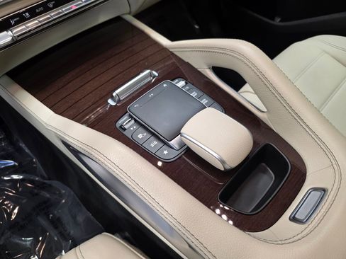 Used 2022 Mercedes-Benz GLE 450 4MATIC image 32