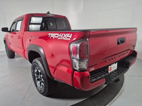 Certified 2023 Toyota Tacoma TRD Off-Road w/ Advanced Technology Package AWD/4WD image 3