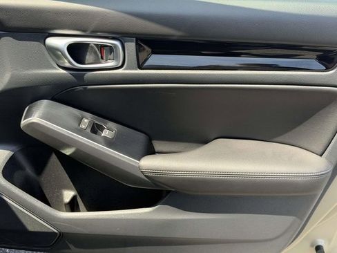 Used 2026 Honda Civic Sport Touring image 6