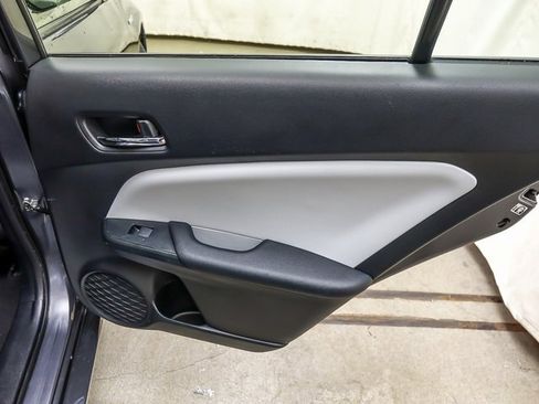 Certified 2022 Toyota Prius LE image 25