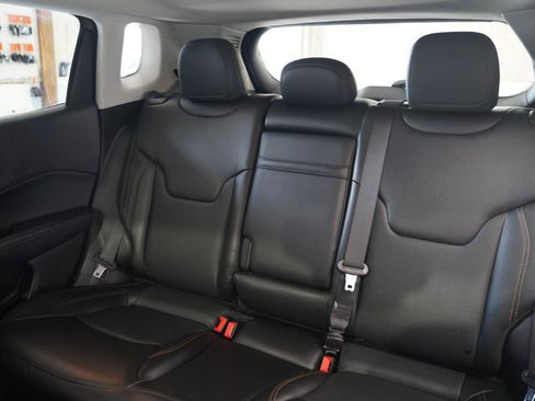 Used 2019 Jeep Compass Limited AWD/4WD image 34