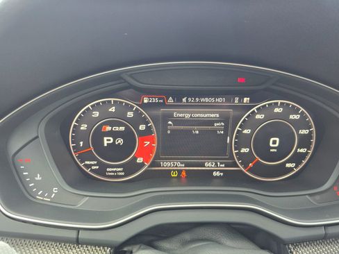 Used 2018 Audi SQ5 Prestige w/ Prestige Package image 19