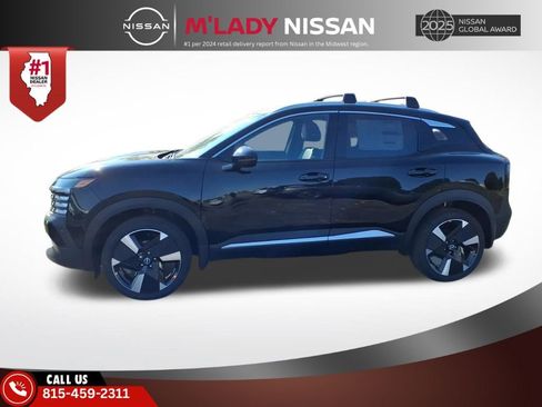 New 2026 Nissan Kicks SR w/ SR Premium Package image 3