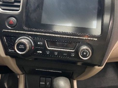 Used 2015 Honda Civic EX image 19