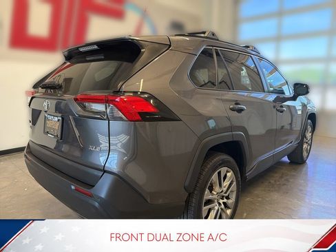 Used 2023 Toyota RAV4 XLE Premium FWD image 3