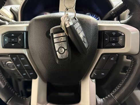 Used 2017 Ford F250 Lariat w/ Lariat Ultimate Package AWD/4WD image 57