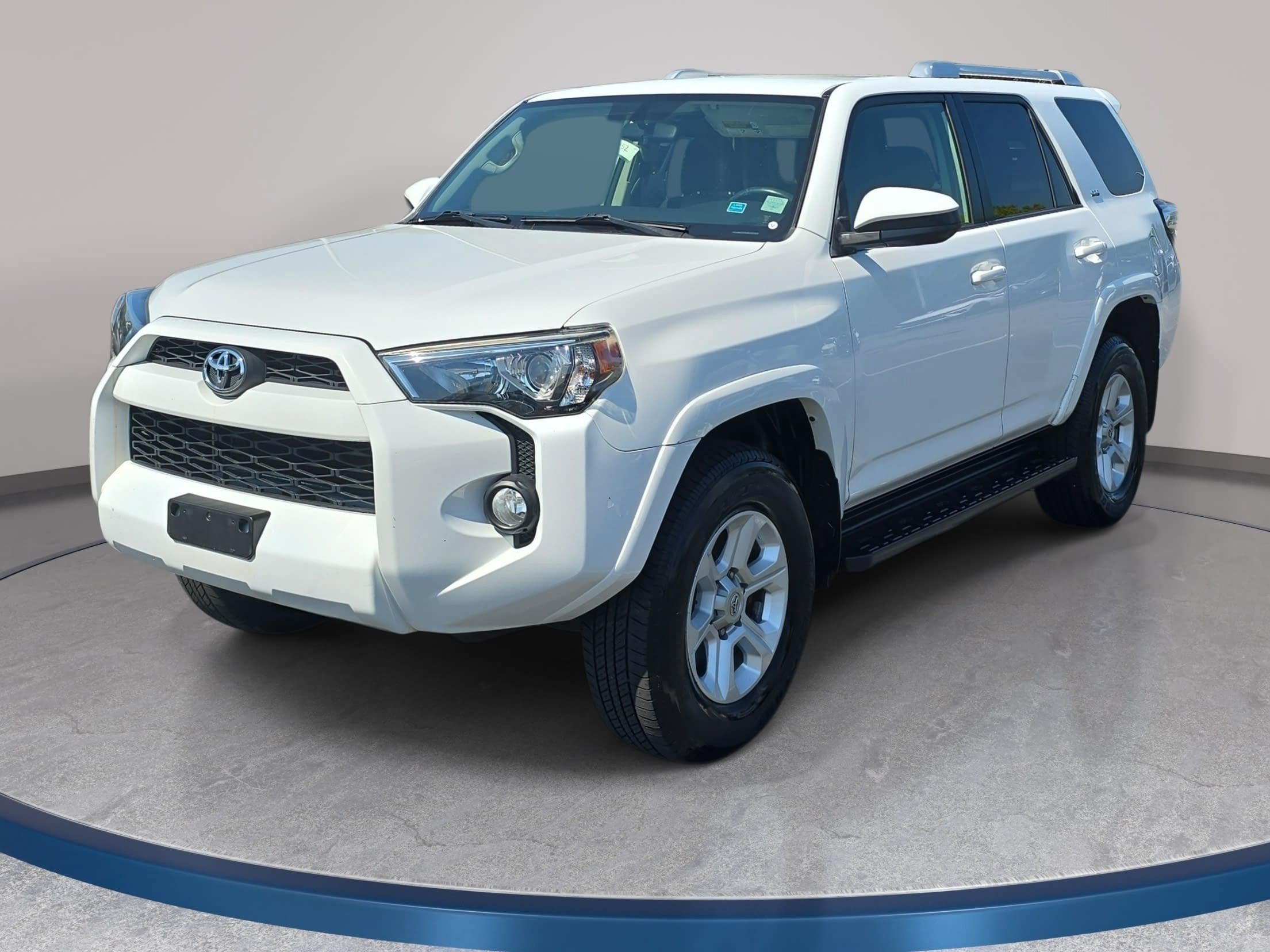 Used 2017 Toyota 4Runner SR5 AWD/4WD image 1