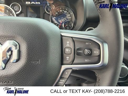 Used 2025 RAM 1500 Big Horn AWD/4WD image 35