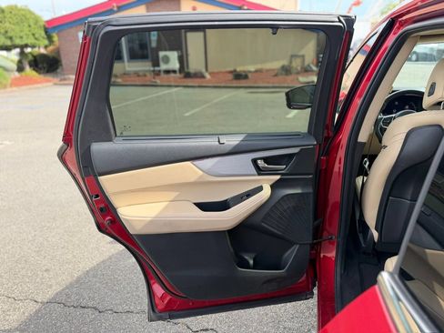 Used 2024 Acura MDX SH-AWD w/ Technology Package image 16