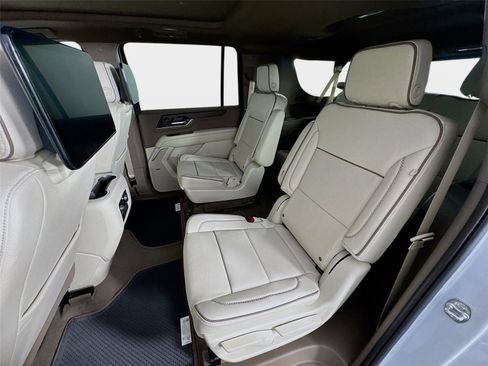 New 2026 GMC Yukon XL Denali AWD/4WD image 24