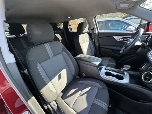 Used 2025 Chevrolet Blazer LT image 28