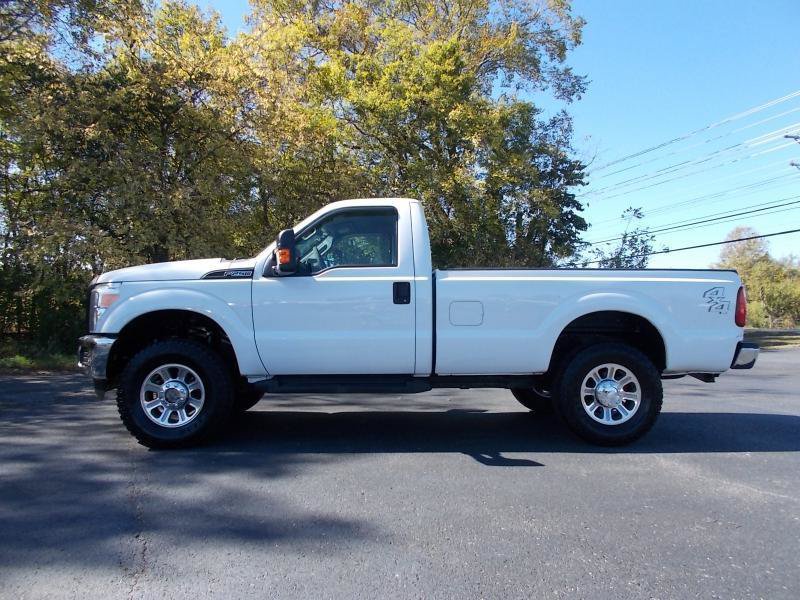 Used 2012 Ford F250 XL w/ PWR Equipment Group AWD/4WD image 2