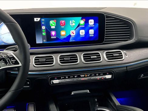 New 2026 Mercedes-Benz Maybach GLS 600 4MATIC image 6