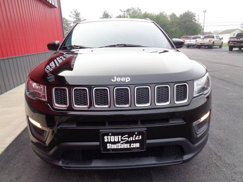 Used 2019 Jeep Compass Sport FWD image 12
