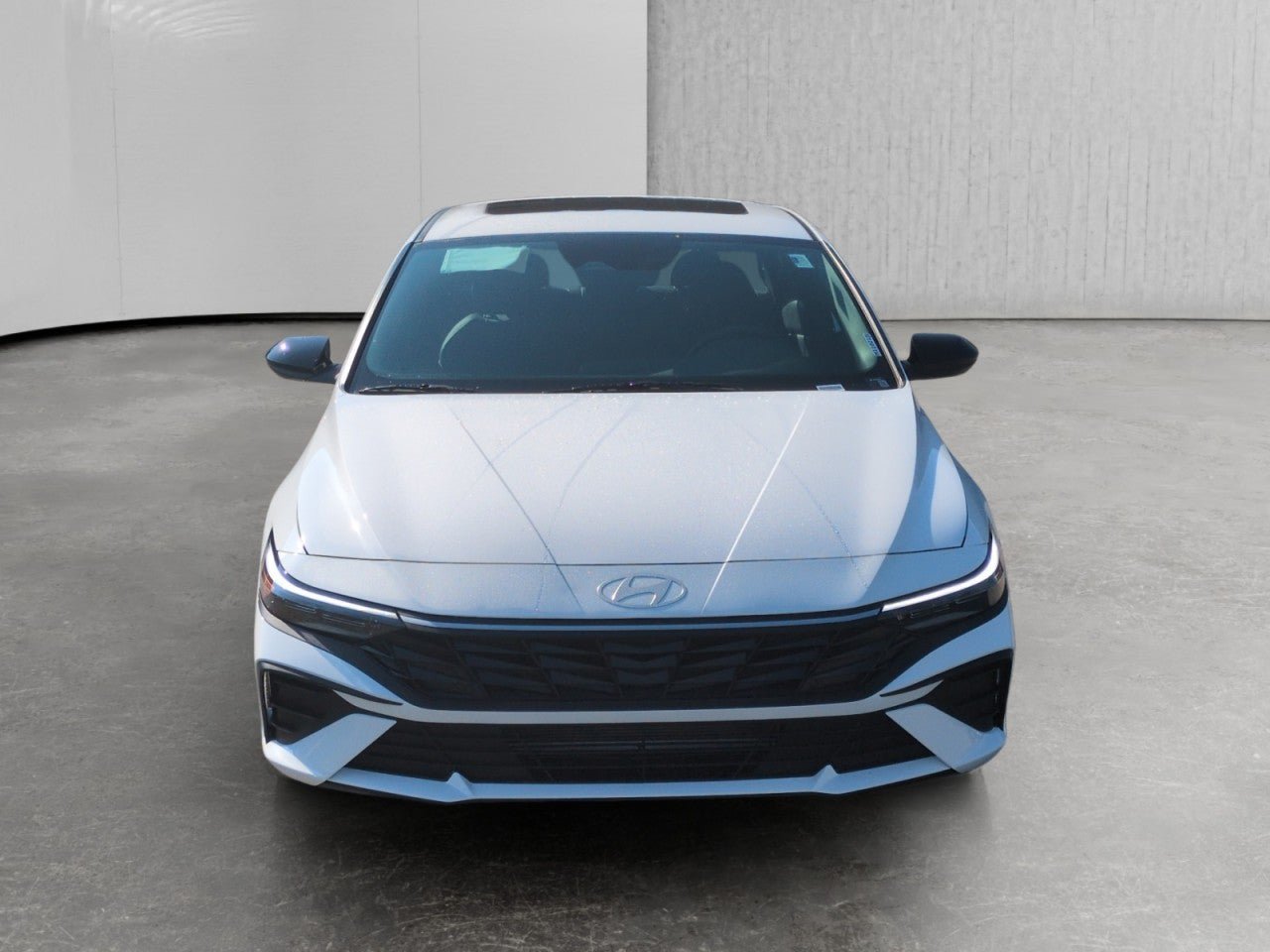 New 2026 Hyundai Elantra SEL Sport FWD image 2