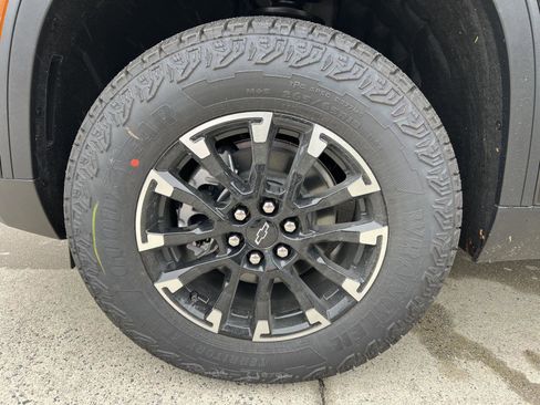 New 2026 Chevrolet Traverse Z71 w/ Enhanced Driving Package image 28