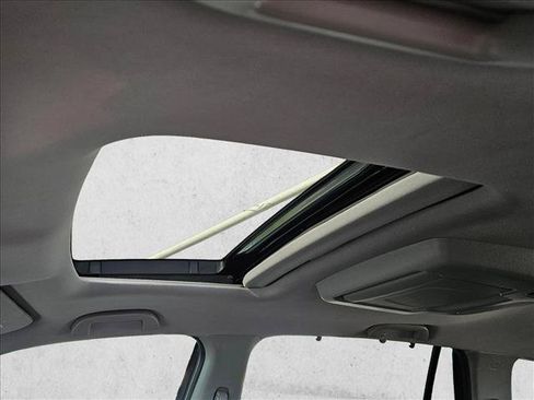 Used 2022 Honda Pilot Touring image 27