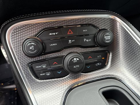 Used 2015 Dodge Challenger SRT Hellcat image 47