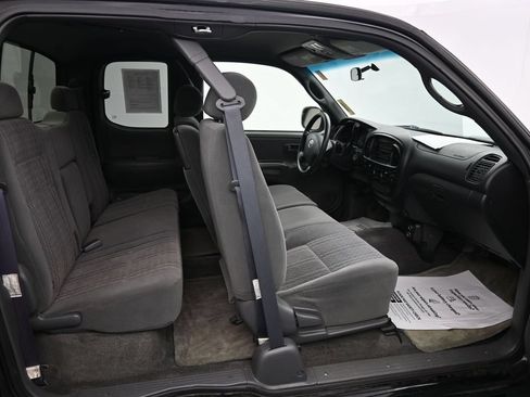Used 2003 Toyota Tundra SR5 w/ SR5 Extra Value Pkg RWD image 12