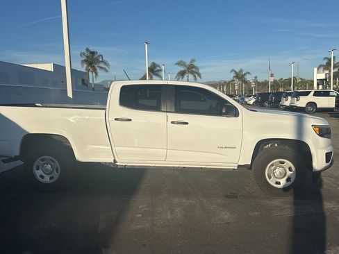 Used 2020 Chevrolet Colorado W/T w/ WT Convenience Package image 4