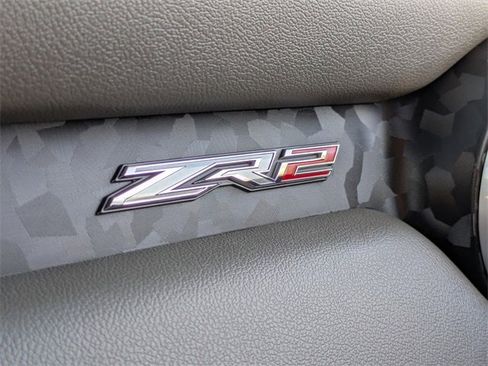 Used 2024 Chevrolet Colorado ZR2 w/ Safety Package image 31