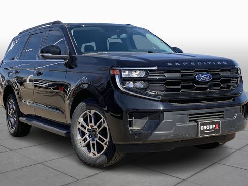 New 2025 Ford Expedition Active AWD/4WD image 2
