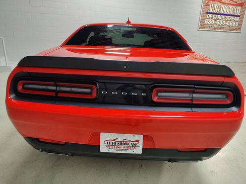 Used 2015 Dodge Challenger R/T Plus image 8