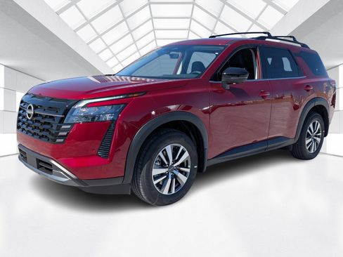 New 2026 Nissan Pathfinder SL image 3