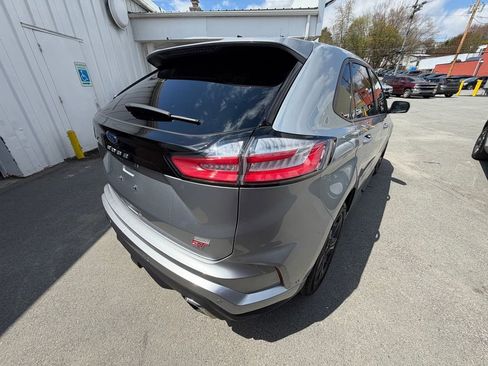 Used 2024 Ford Edge ST w/ Equipment Group 401A AWD/4WD image 5