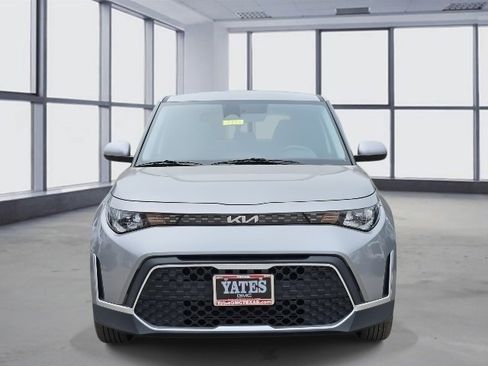 Used 2024 Kia Soul LX w/ Option Group 015 image 2