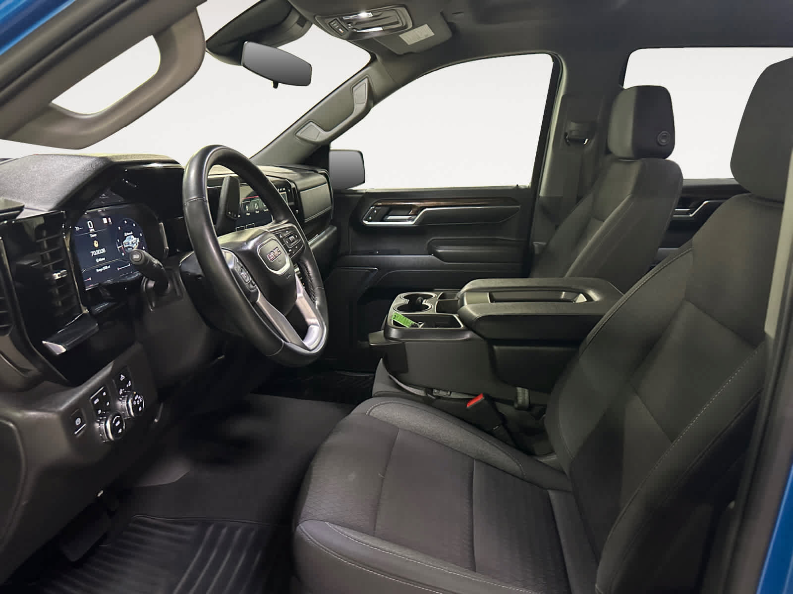 Used 2023 GMC Sierra 1500 Elevation w/ X31 Off-Road Package AWD/4WD image 15