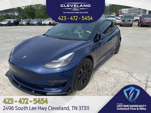 Used 2021 Tesla Model 3 Standard Range Plus RWD image 1